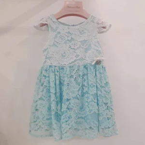 ABITO BIANCO E CELESTE IN PIZZO